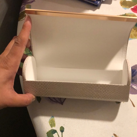 Jimmy Choo  Medium Case - Picture 3 of 3